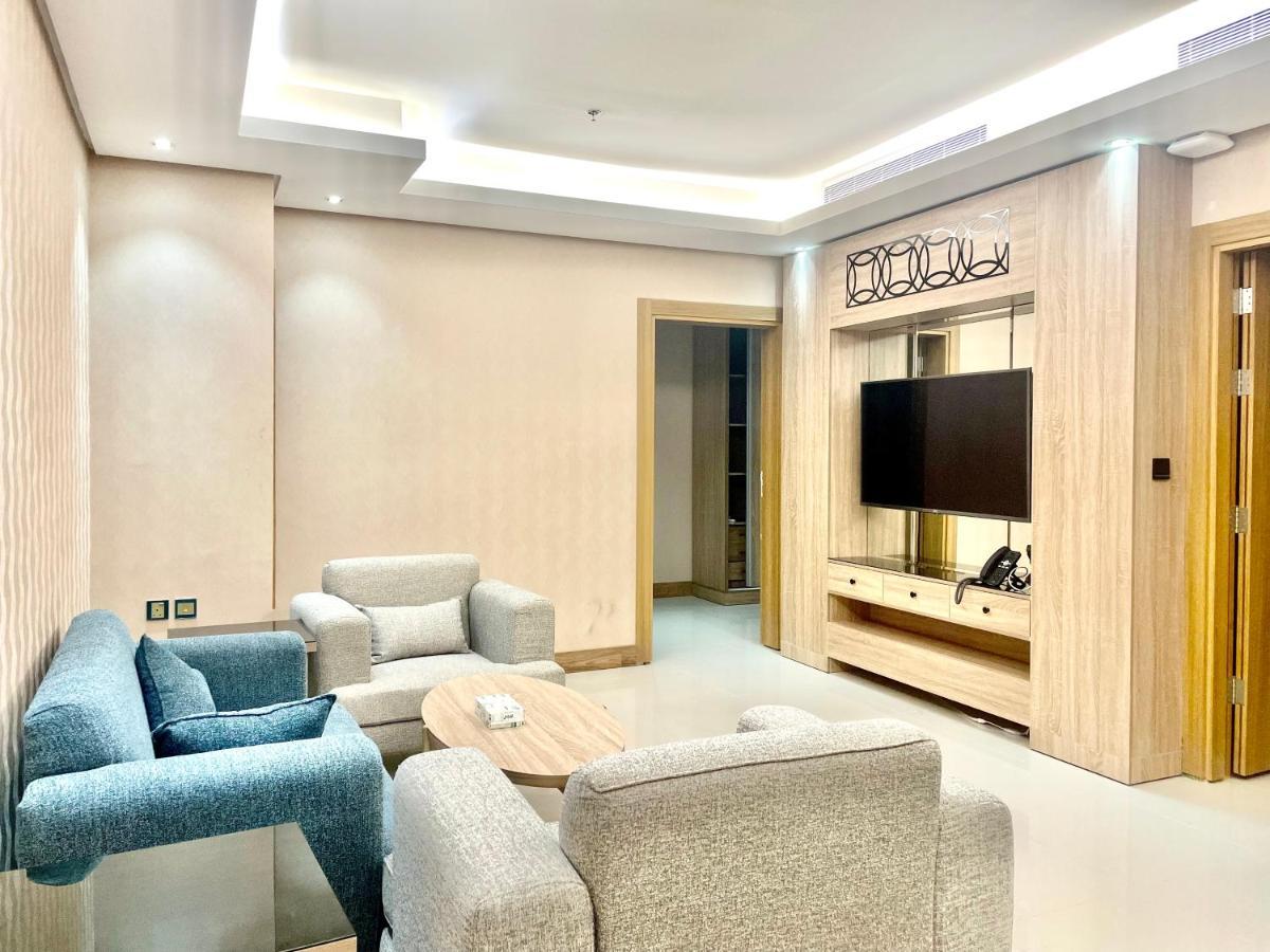 Mirnian Hotel เจดดาห์ ภายนอก รูปภาพ