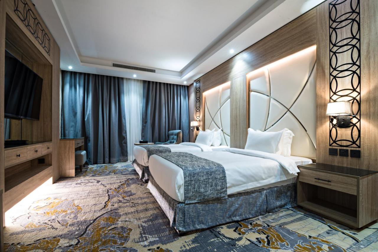 Mirnian Hotel เจดดาห์ ภายนอก รูปภาพ