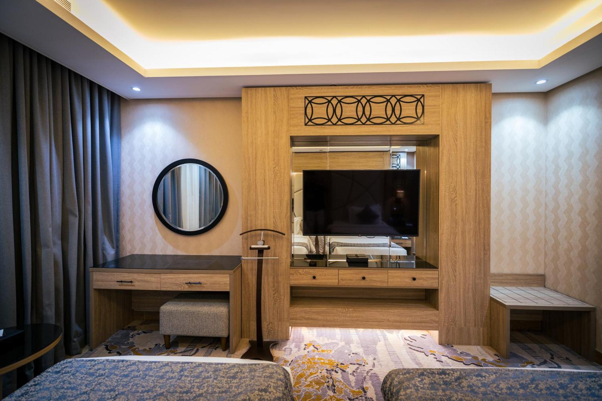 Mirnian Hotel เจดดาห์ ภายนอก รูปภาพ