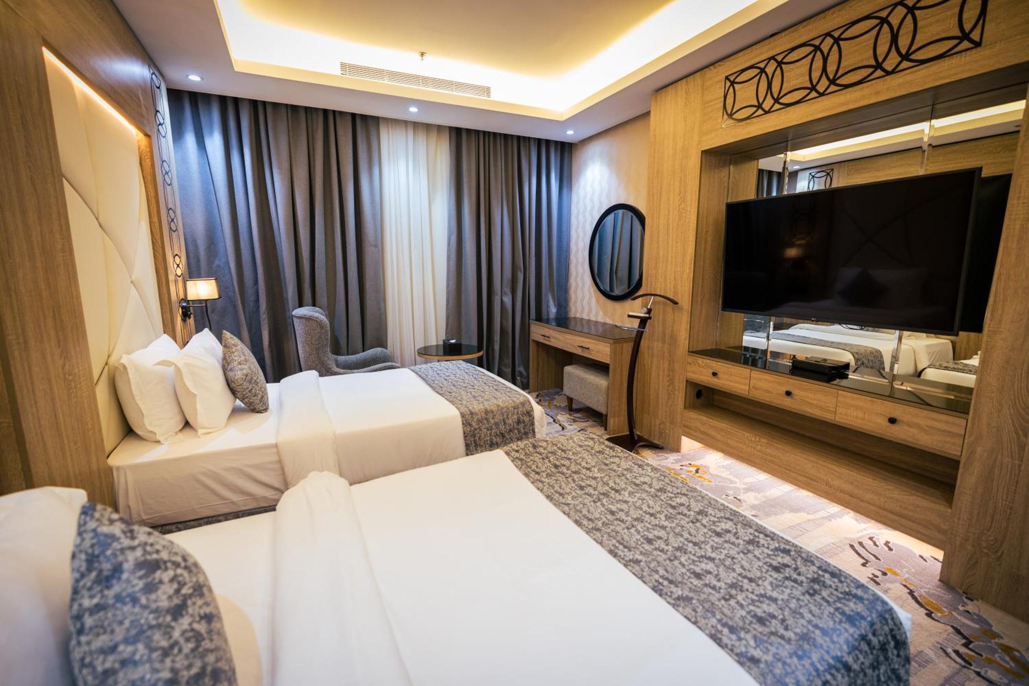 Mirnian Hotel เจดดาห์ ภายนอก รูปภาพ