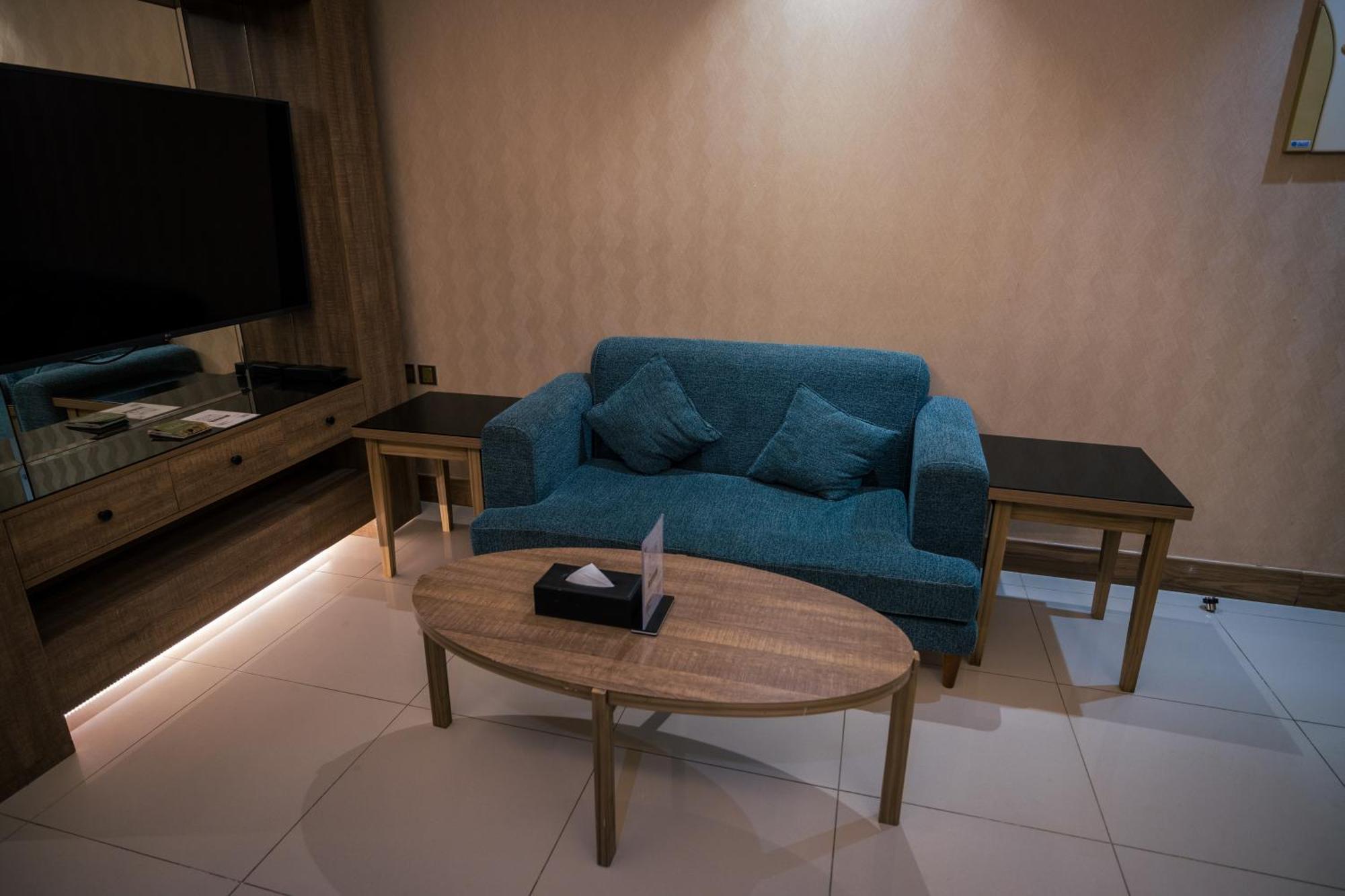 Mirnian Hotel เจดดาห์ ภายนอก รูปภาพ