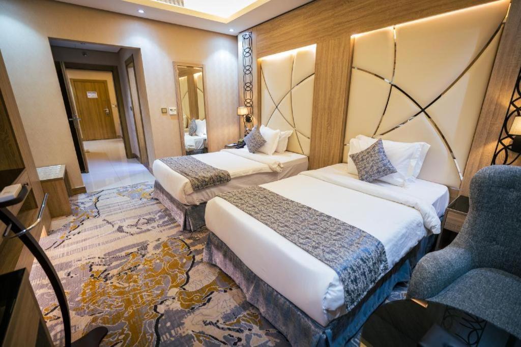 Mirnian Hotel เจดดาห์ ภายนอก รูปภาพ