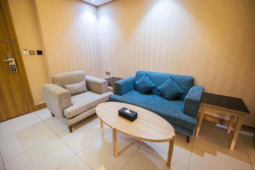Mirnian Hotel เจดดาห์ ภายนอก รูปภาพ